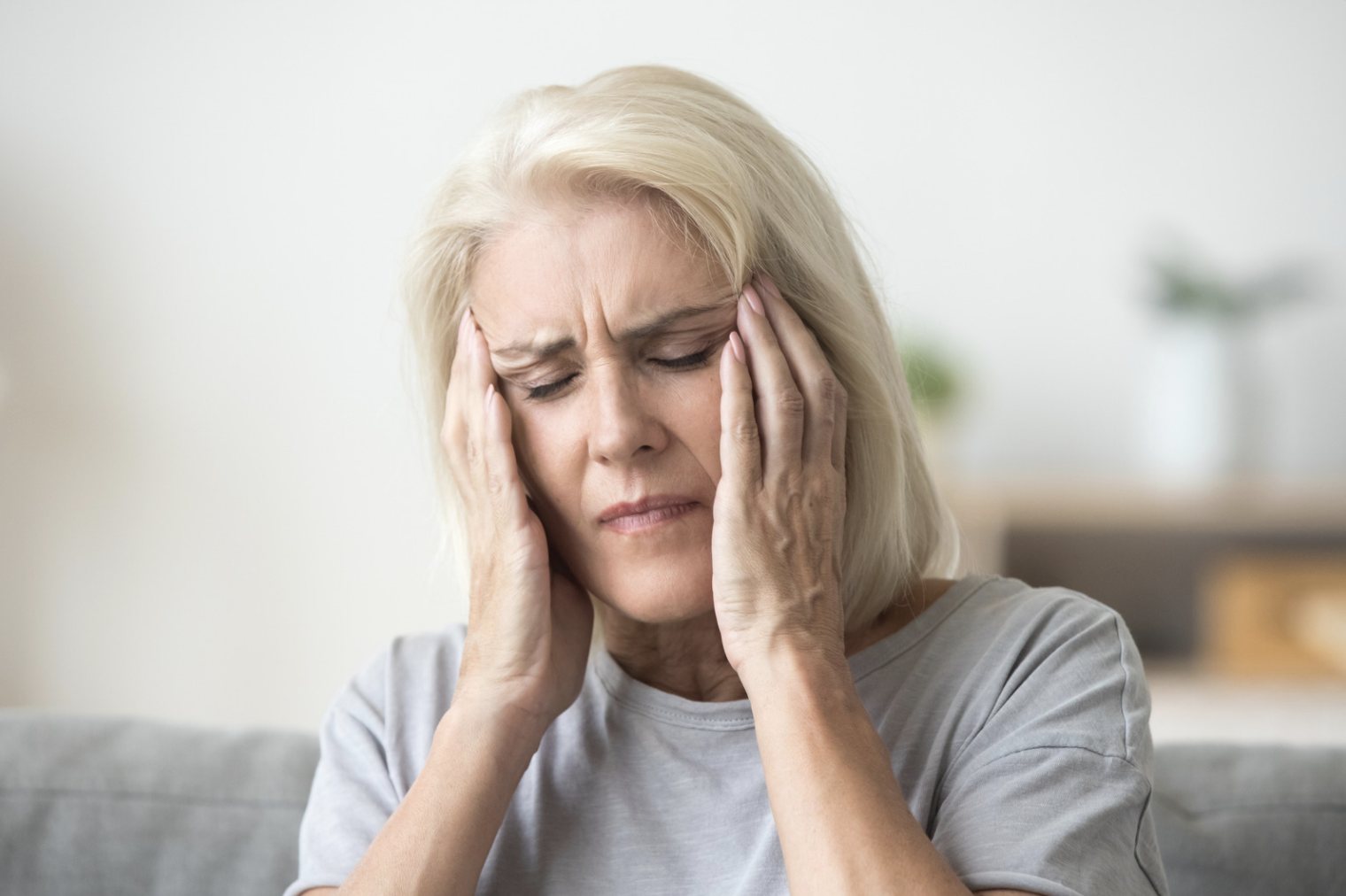 6 Reasons You Might Be Suffering From Brain Fog & How to Lift It